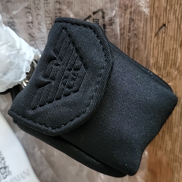 Emporio Armani Air Pod Holder - Picture 2 of 5